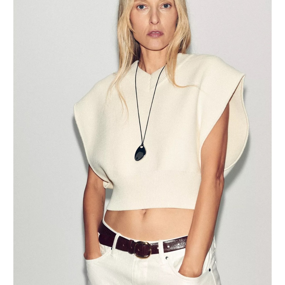 ZARA Short Basic Knit Vest Jumper, Cream Sleeveless Cropped M NWT